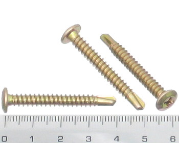 Wafer head self drilling screw coarse 40mm